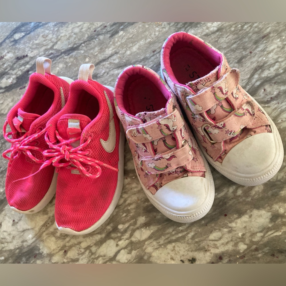 Nike and Unicorn Sneaker bundle 🎉